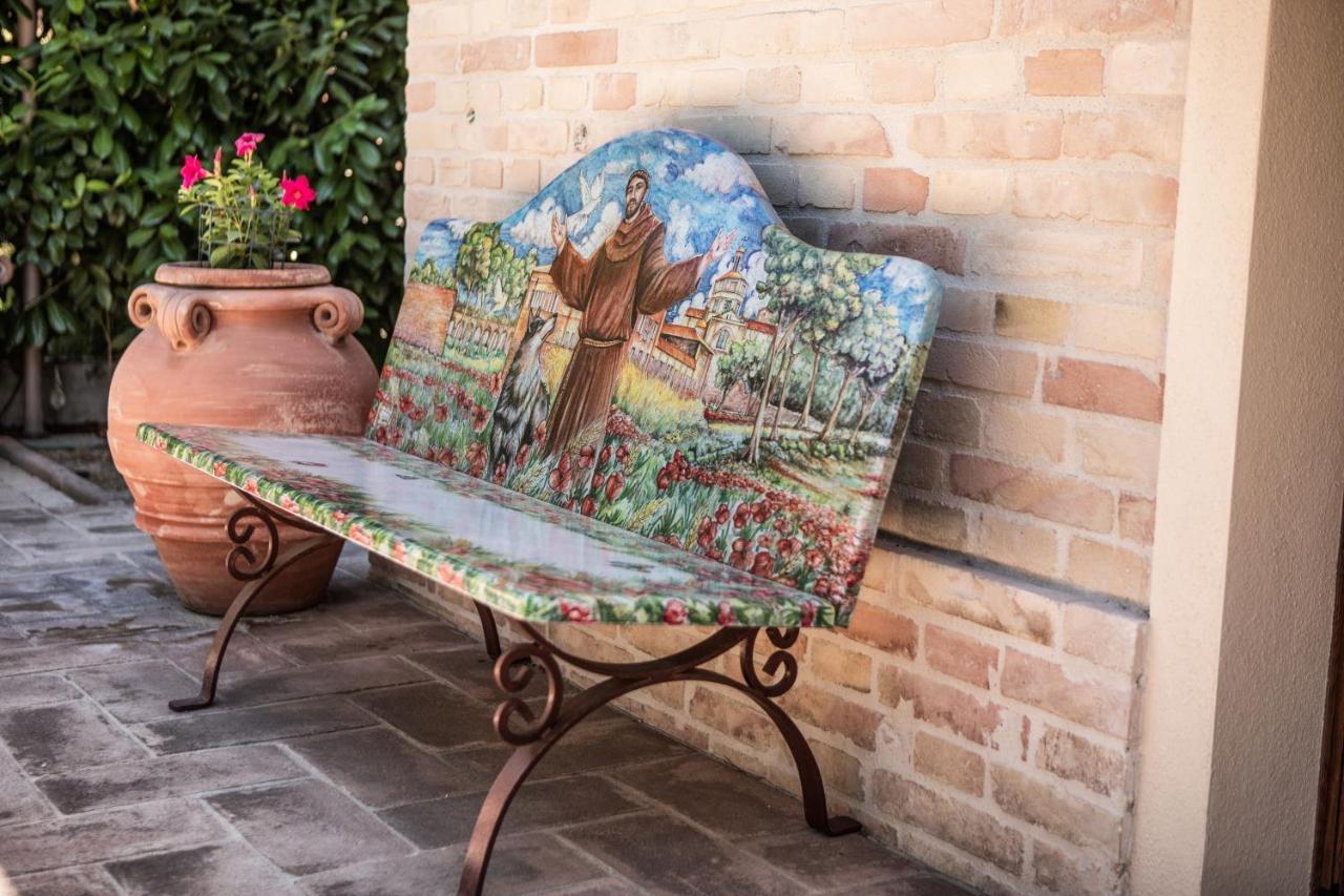 Domus Angeli Hotell Assisi Eksteriør bilde