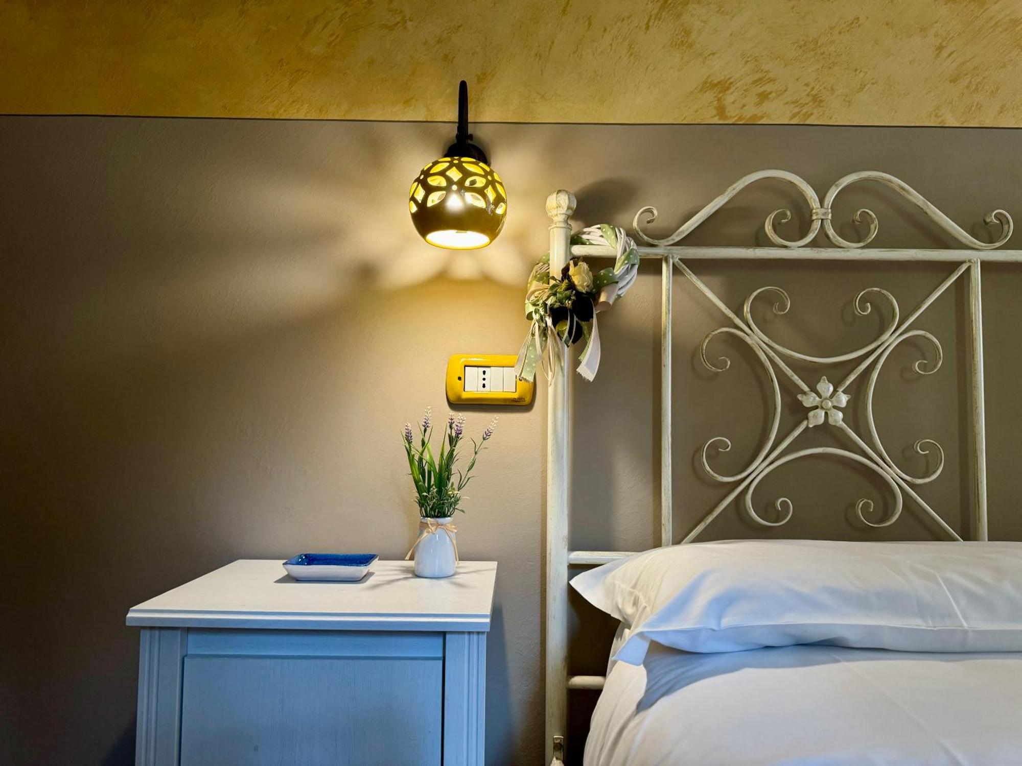 Domus Angeli Hotell Assisi Eksteriør bilde