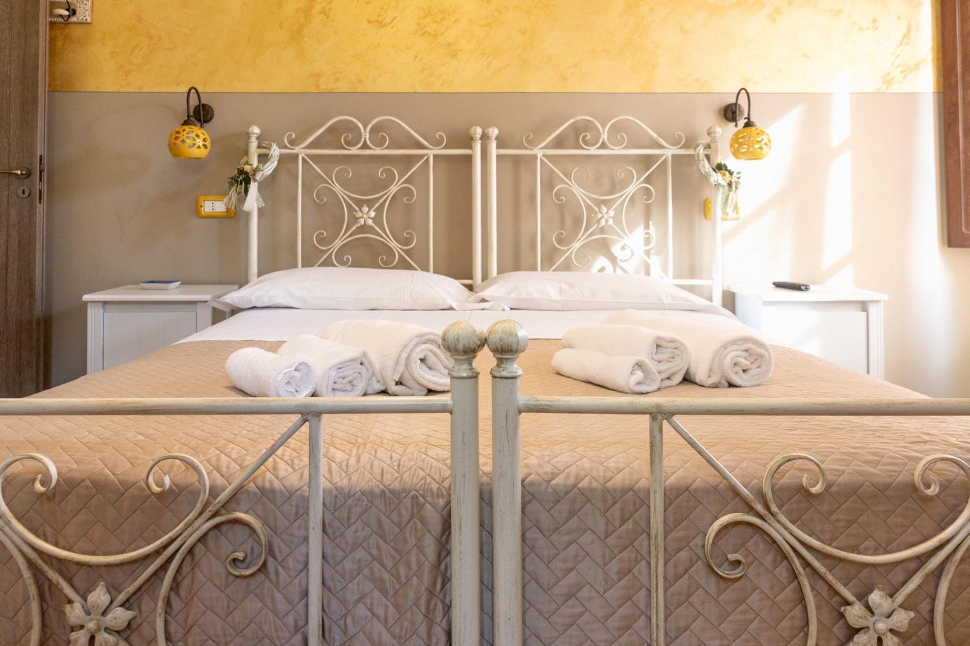 Domus Angeli Hotell Assisi Eksteriør bilde